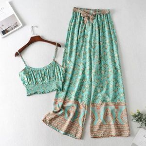 NEW Boho Green Floral Matching Set Size Large